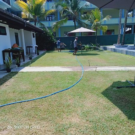 Thiranagama Beach Hotel Hikkaduwa Exterior photo